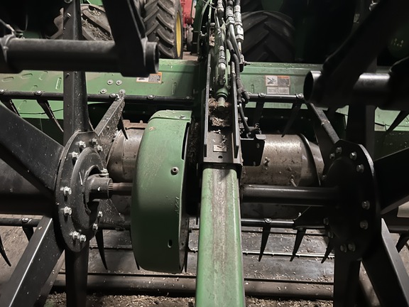 2021 John Deere RD40F Header Combine