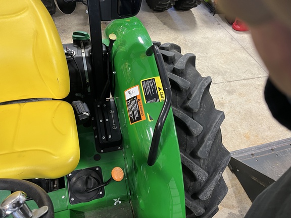 2022 John Deere 5065E Tractor
