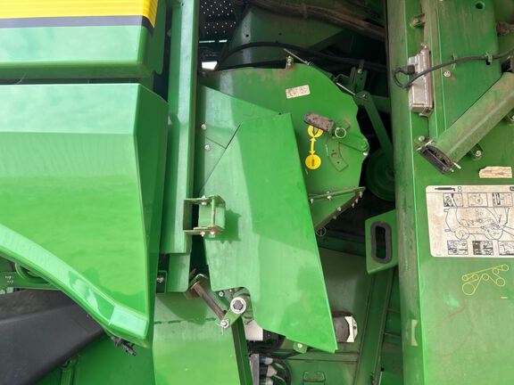 2020 John Deere S780 Combine