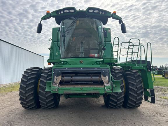 2020 John Deere S780 Combine