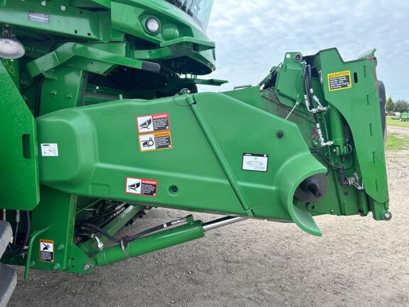 2020 John Deere S780 Combine