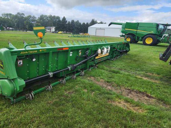 2012 John Deere 618C Header Corn Head