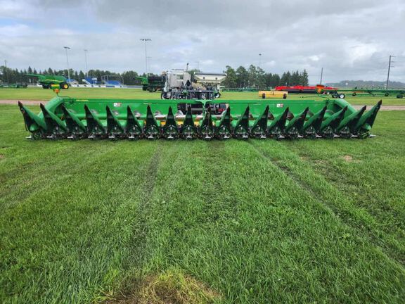 2012 John Deere 618C Header Corn Head