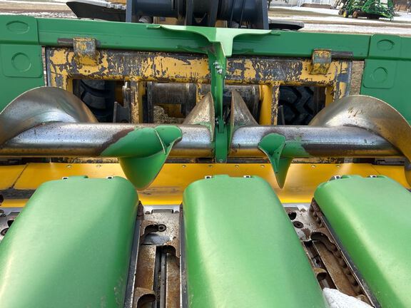 2012 John Deere 618C Header Corn Head