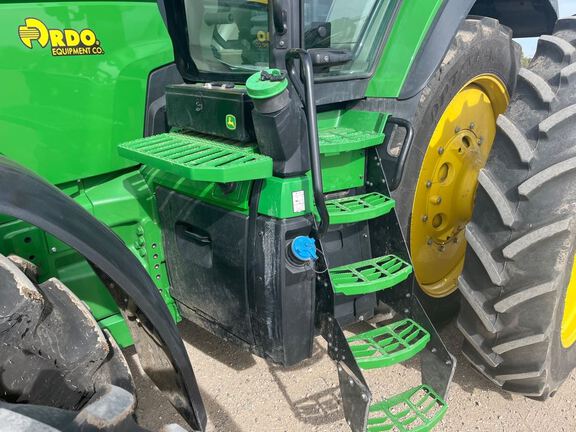 2023 John Deere 8R 280 Tractor