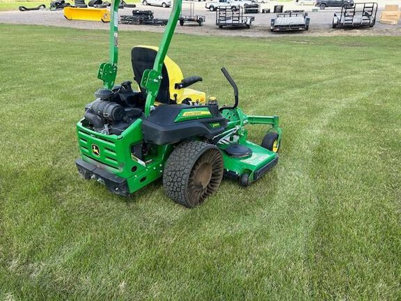 2022 John Deere Z960M Mower/Zero Turn