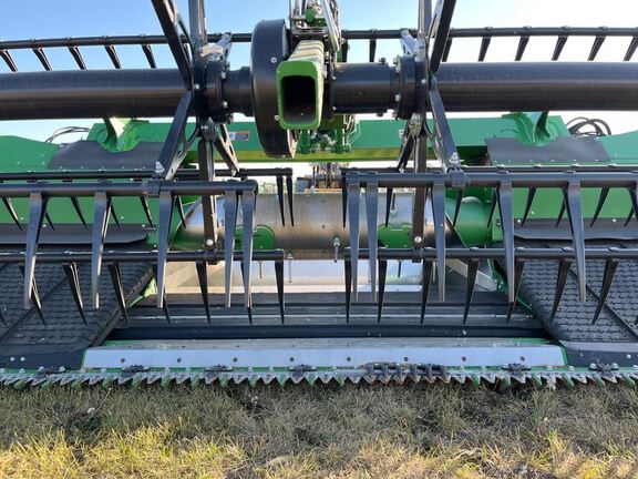 2023 John Deere HD40F Header Combine