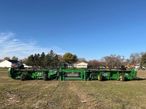 2023 John Deere HD40F Header Combine