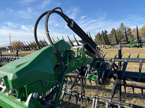 2023 John Deere HD40F Header Combine