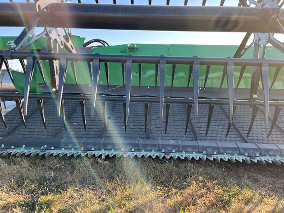 2023 John Deere HD40F Header Combine