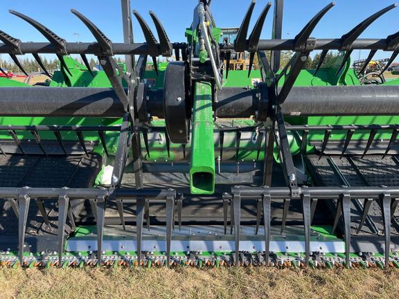 2023 John Deere HD40F Header Combine