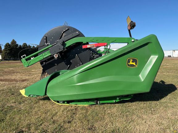 2023 John Deere HD40F Header Combine