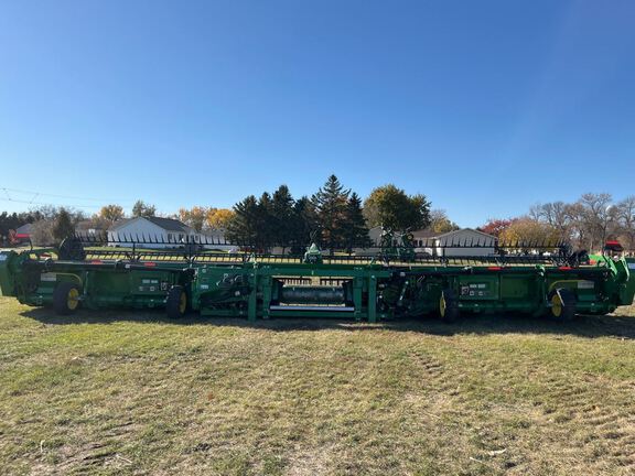 2023 John Deere HD40F Header Combine