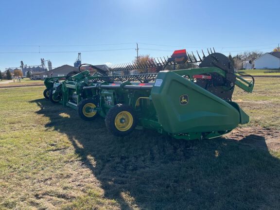 2023 John Deere HD40F Header Combine