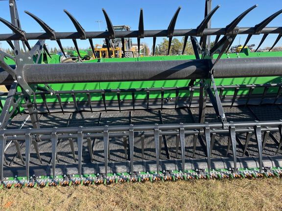 2023 John Deere HD40F Header Combine