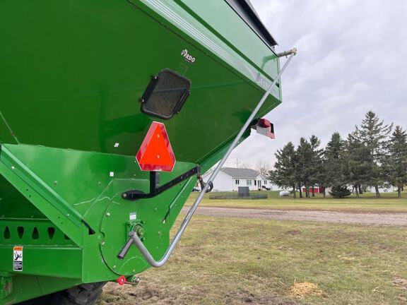 2012 Brent 1194 Grain Cart