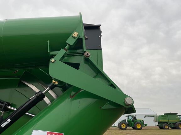 2012 Brent 1194 Grain Cart