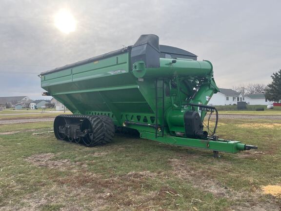 2010 Brent 1194 Grain Cart