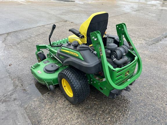 2022 John Deere Z950R Mower/Zero Turn