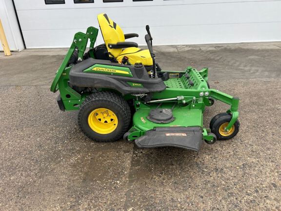 2022 John Deere Z950R Mower/Zero Turn