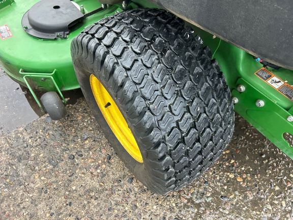 2022 John Deere Z950R Mower/Zero Turn