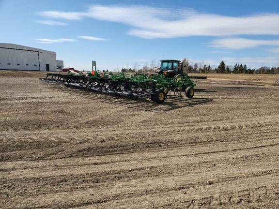 2023 John Deere 2230FH Field Cultivator