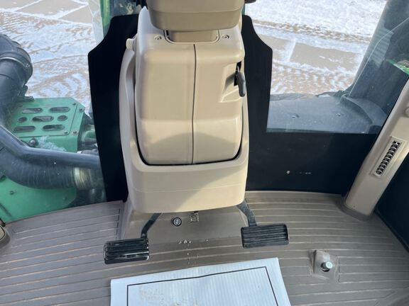 2021 John Deere 9620RX Tractor Rubber Track