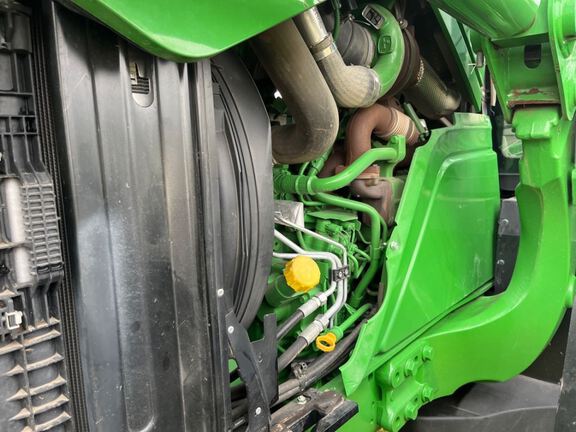 2022 John Deere 6R 195 Tractor