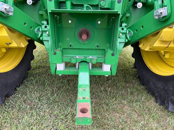 2022 John Deere 6R 195 Tractor