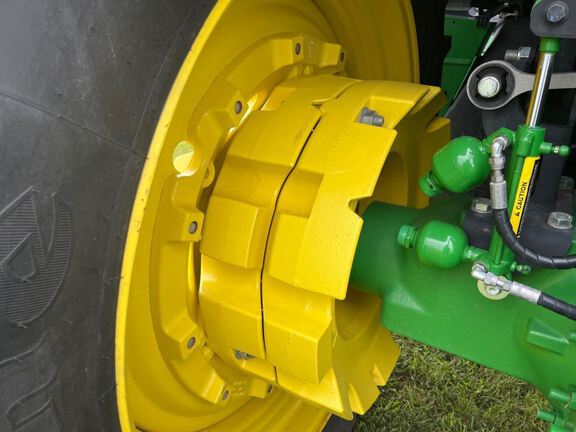 2022 John Deere 6R 195 Tractor