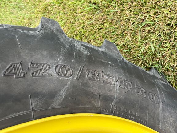 2022 John Deere 6R 195 Tractor