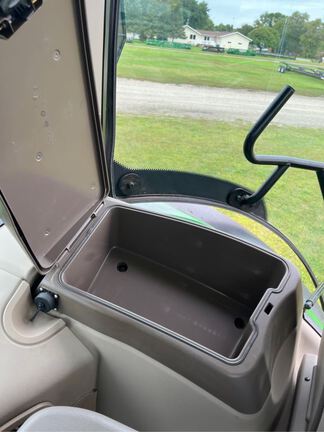 2022 John Deere 6R 195 Tractor