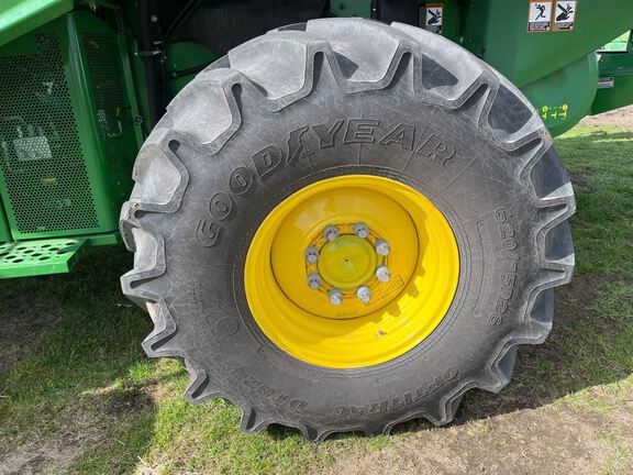 2023 John Deere S770 Combine
