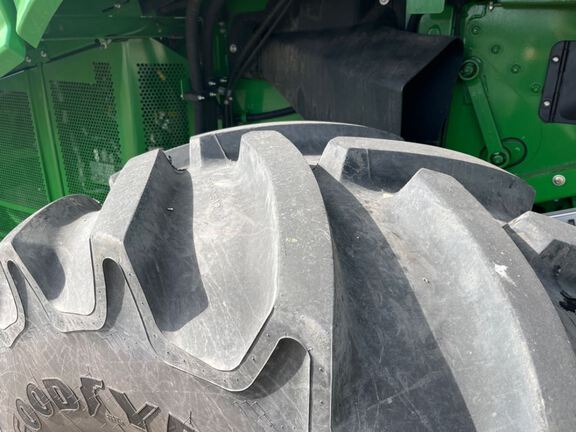 2023 John Deere S770 Combine