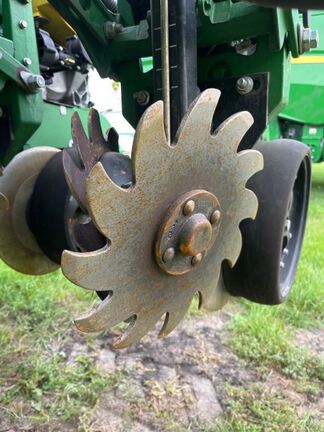 2012 John Deere DB88 Planter