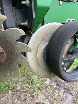 2012 John Deere DB88 Planter