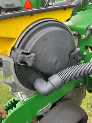 2012 John Deere DB88 Planter