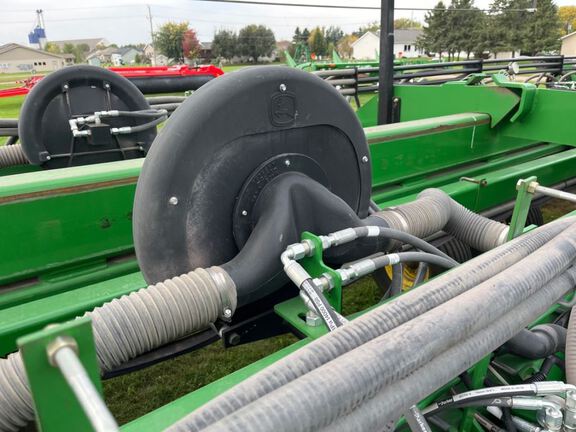 2012 John Deere DB88 Planter