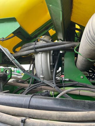 2012 John Deere DB88 Planter