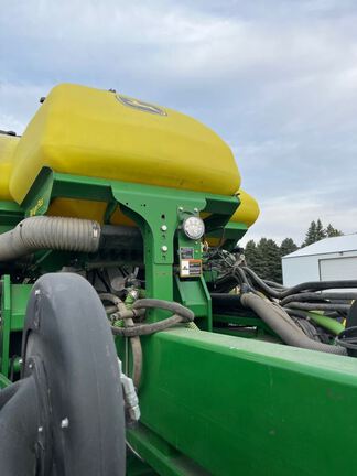 2012 John Deere DB88 Planter
