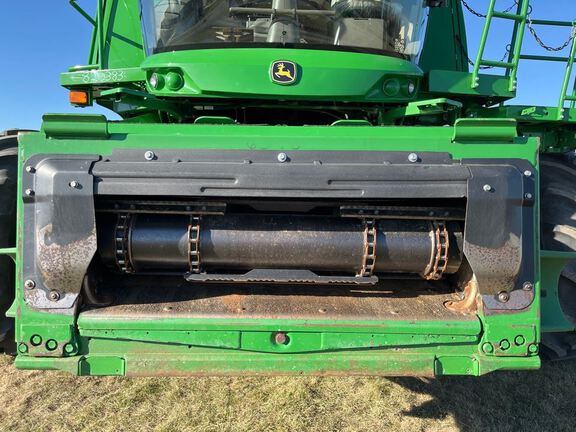 2022 John Deere S770 Combine