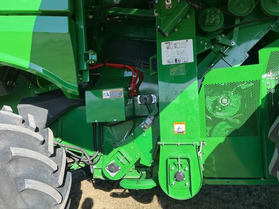 2022 John Deere S770 Combine