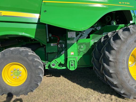 2022 John Deere S770 Combine