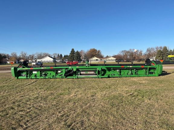 2018 John Deere 640FD Header Combine