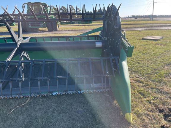 2018 John Deere 640FD Header Combine