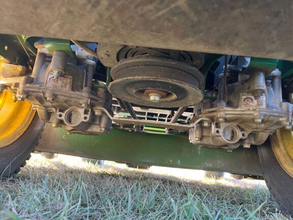 2023 John Deere Z530R Mower/Zero Turn