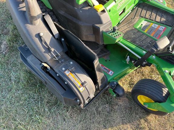 2023 John Deere Z530R Mower/Zero Turn