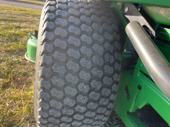 2023 John Deere Z530R Mower/Zero Turn