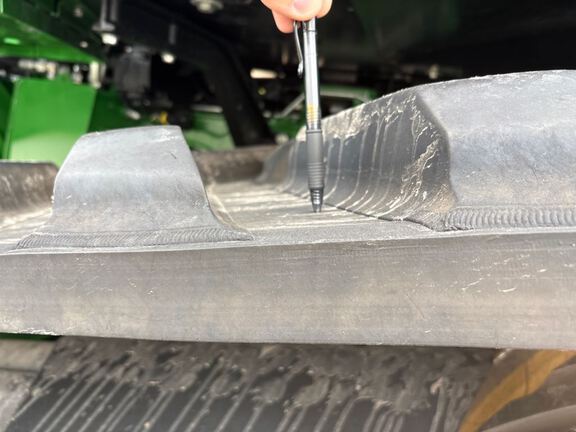 2024 John Deere 9RT 540 Tractor Rubber Track