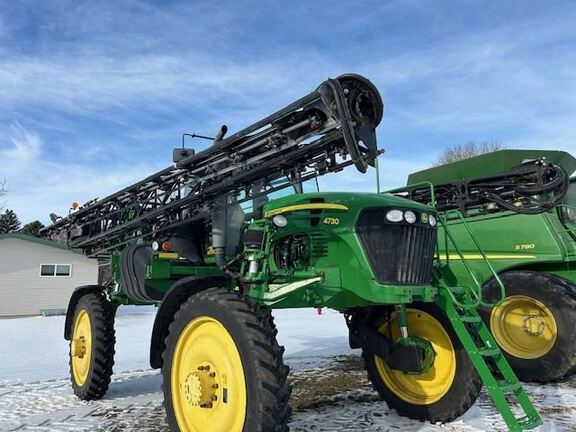 2011 John Deere 4730 Sprayer/High Clearance
